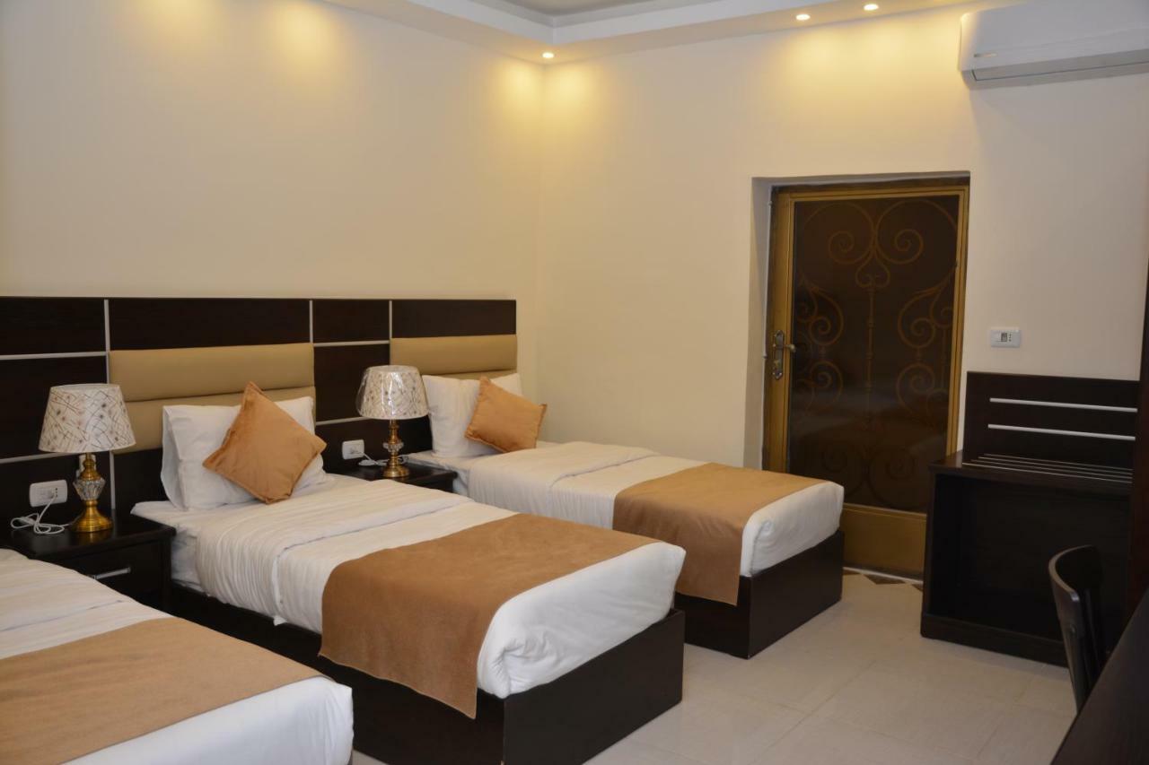 Shaqilath Hotel Ουάντι Μούσα Εξωτερικό φωτογραφία